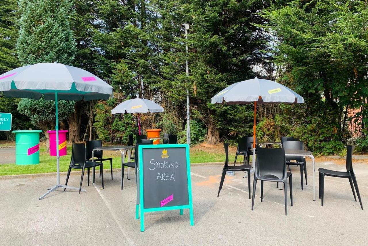 Fairways Lodge & Leisure Club Prestwich Dış mekan fotoğraf