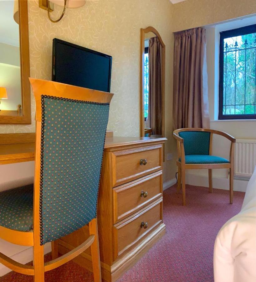Fairways Lodge & Leisure Club Prestwich Dış mekan fotoğraf