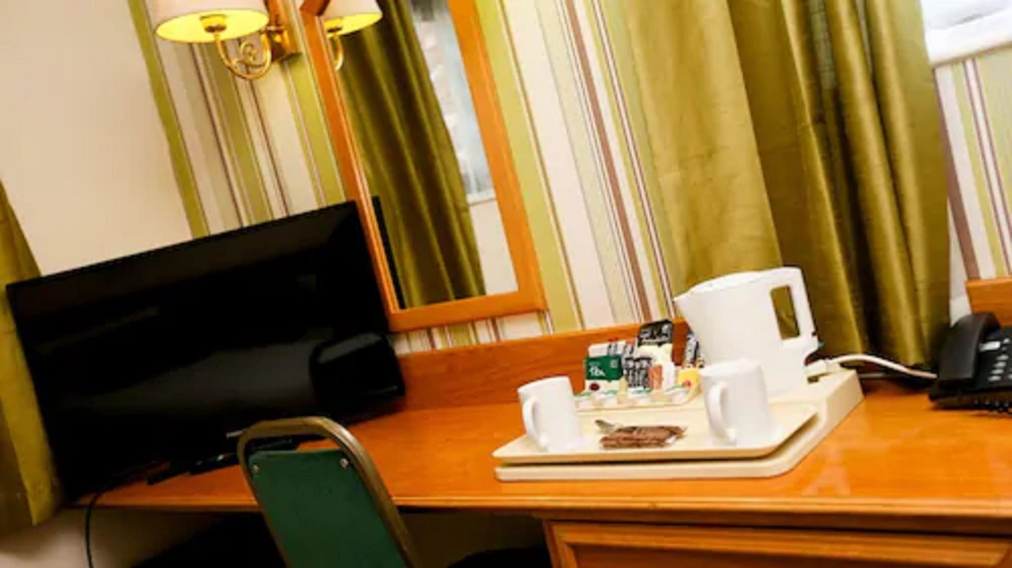 Fairways Lodge & Leisure Club Prestwich Dış mekan fotoğraf