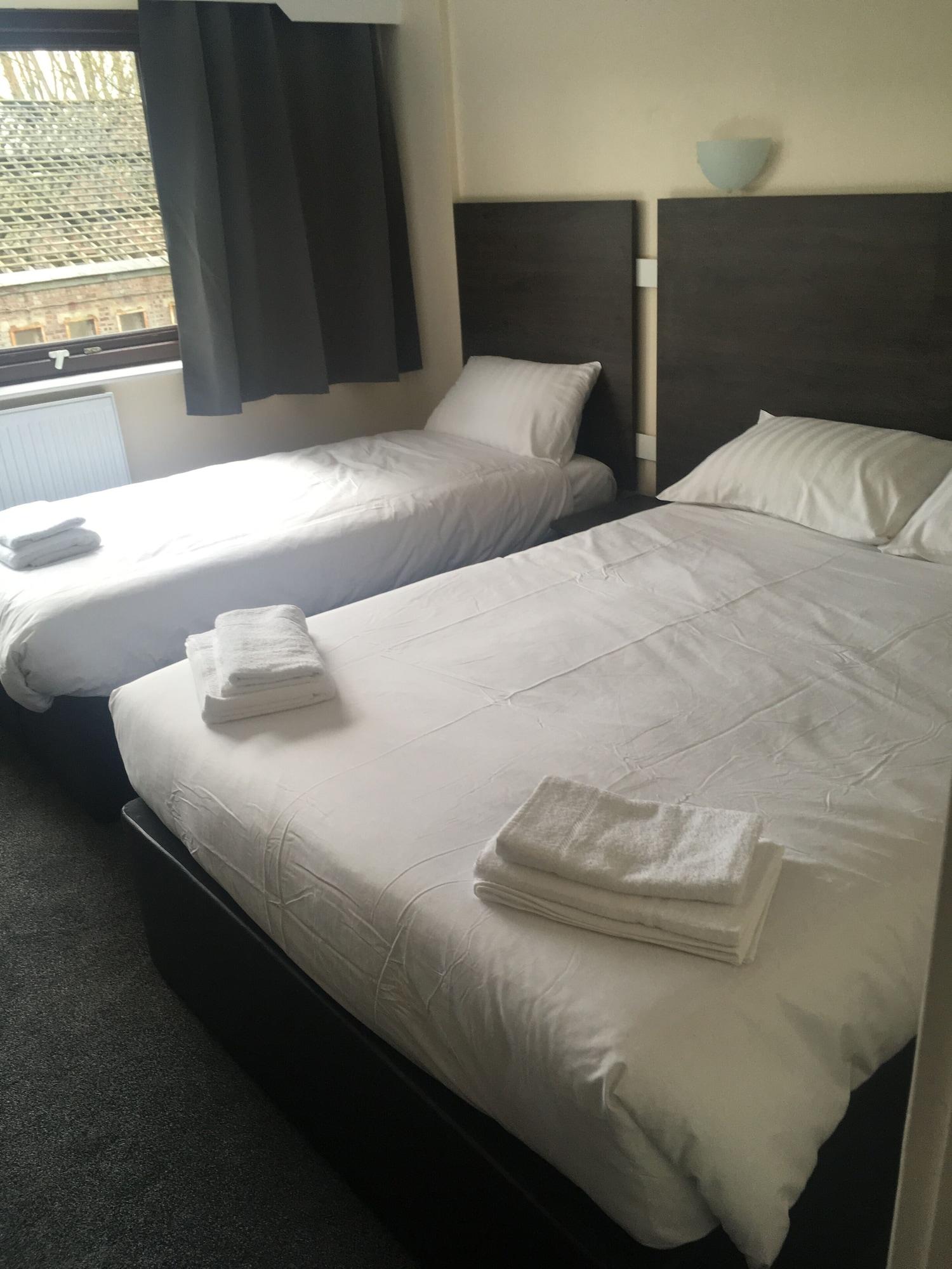 Fairways Lodge & Leisure Club Prestwich Dış mekan fotoğraf