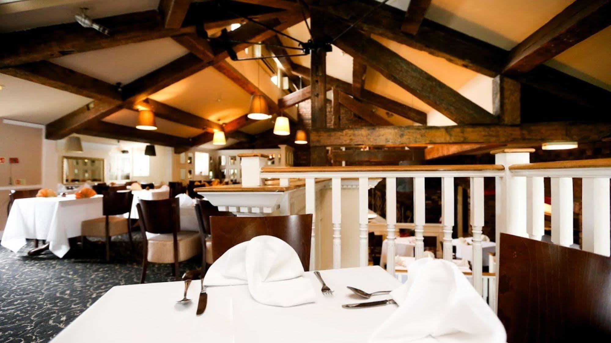 Fairways Lodge & Leisure Club Prestwich Dış mekan fotoğraf